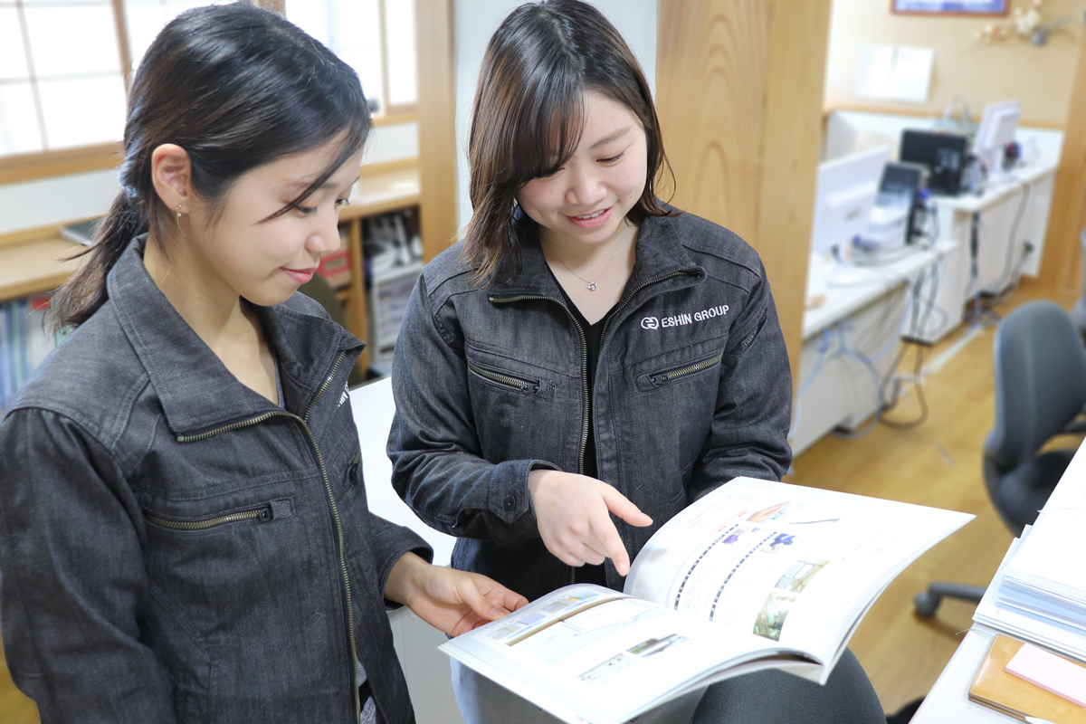 永森建設様 デニム作業服 着用の様子