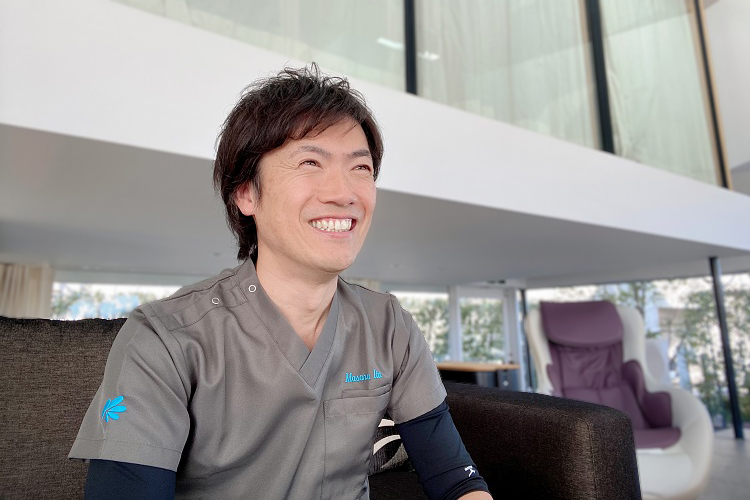 カラースクラブ導入事例 インタビューの様子