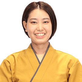フードユニフォームの個性的なスタッフをご紹介します