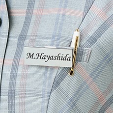 左胸ネームホルダー