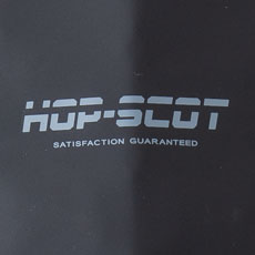 背面にHOP-SCOTロゴ入り
